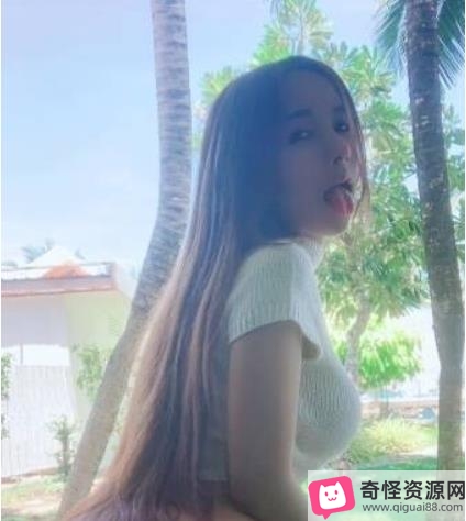 OnlyFans火辣身材F奶巨R女神Aom_yumi，热带地区绯闻火辣视频，28V-1.85GB