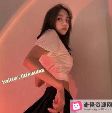 Twitter优质尤物Lilesulaa精选视频合集，38V6.5G，妩媚姿态无法抗拒